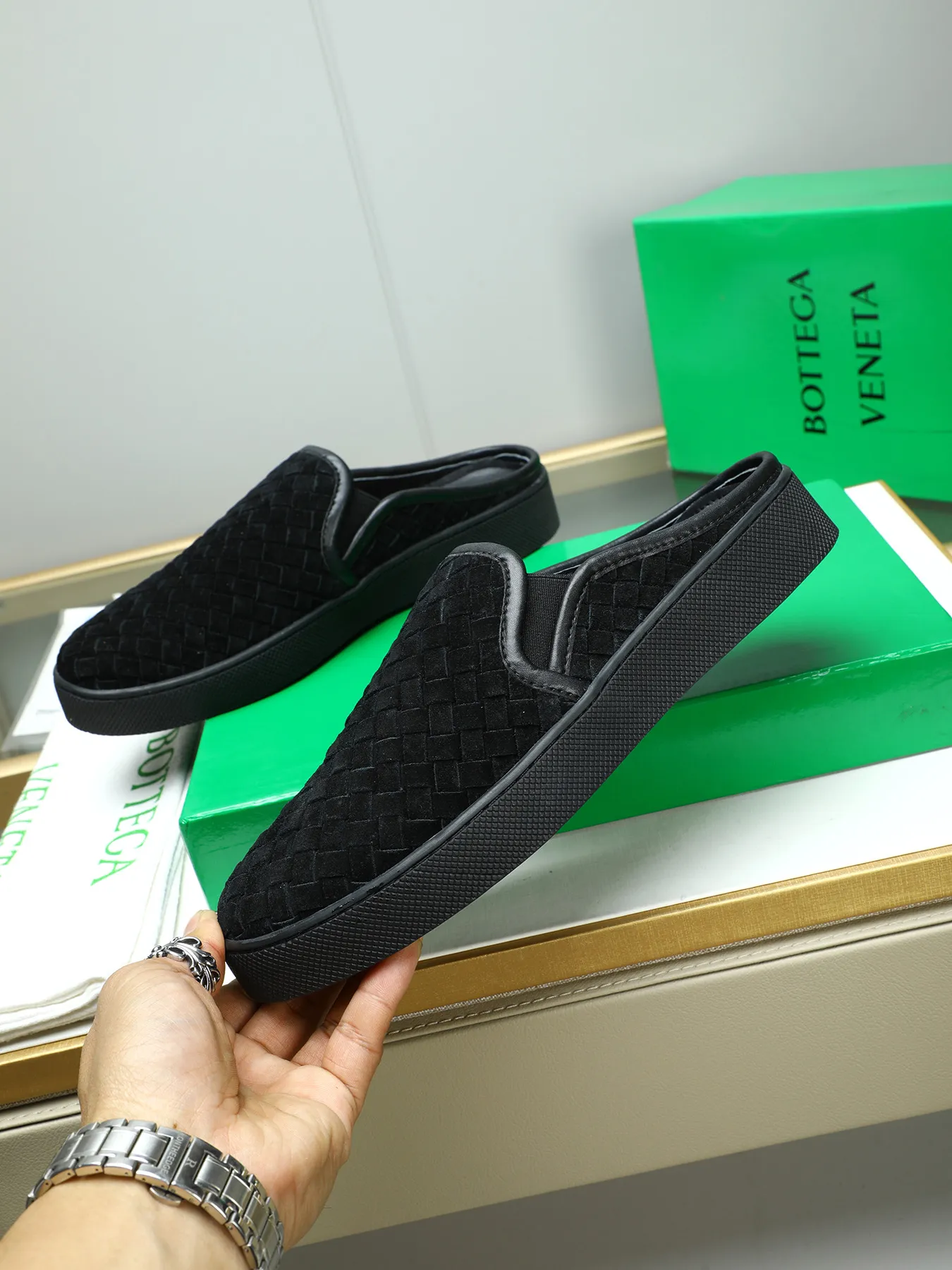 Men's shoes 💰420 [Half drag series] BOTTEG* VENET* - high-end boutique Size: 38-44 (45 customized) BV new product, first-layer cowhide artificially woven classic style harmoniously blends with contemporary fashion temperament, rubber soles are light and flexible, water-dyed sheepskin pads! [Taobao, Tmall, and live streaming are the first choices]